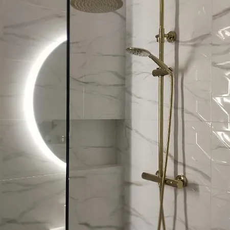Апартаменты Szmaragdowy Light Tower Aquapark